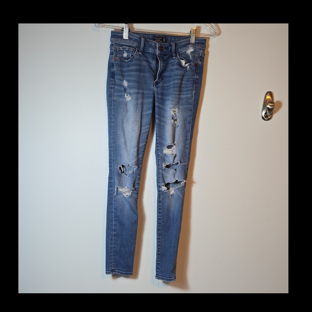 Abercrombie & Fitch Denim Blue Medium Wash Skinny Slim Zip Button Stretch 24